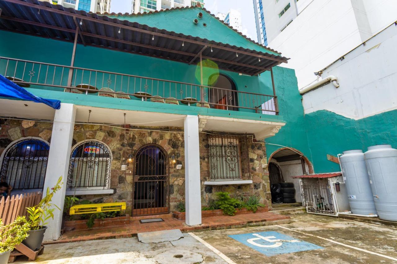 Hostel The Pod 33 Panama Stadt Exterior foto